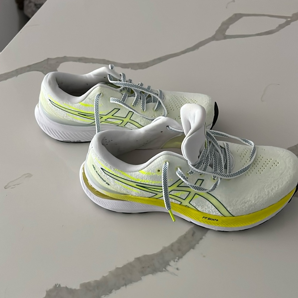 ASICS Gel Kayano 29 Running Sneakers